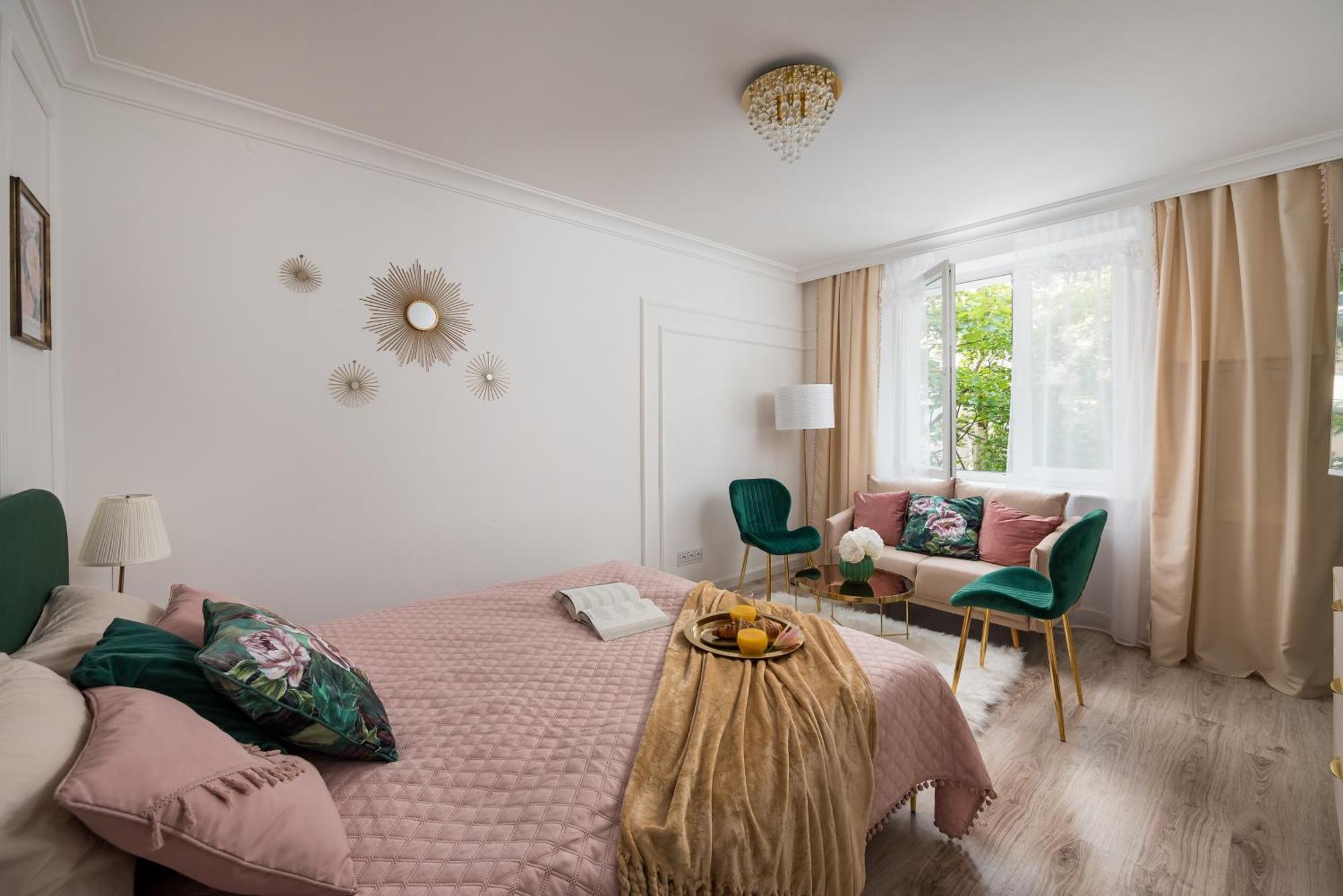 Lovely Downtown Studio At Most Lively Hoza Street, Discover Warsaw On Foot Bagian luar foto